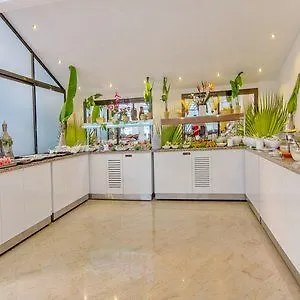 Palmea 4*