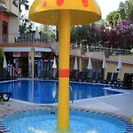 Palmea Hotell