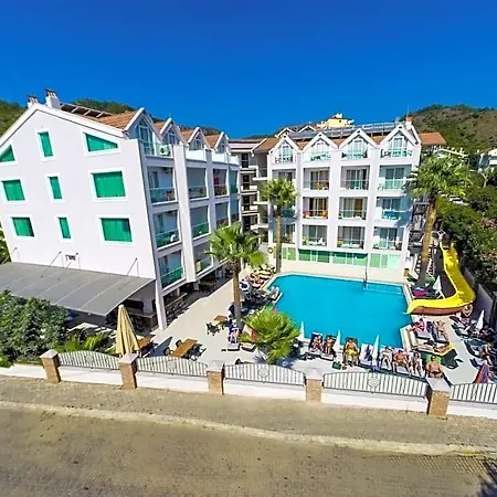 Palmea Hotel 4*