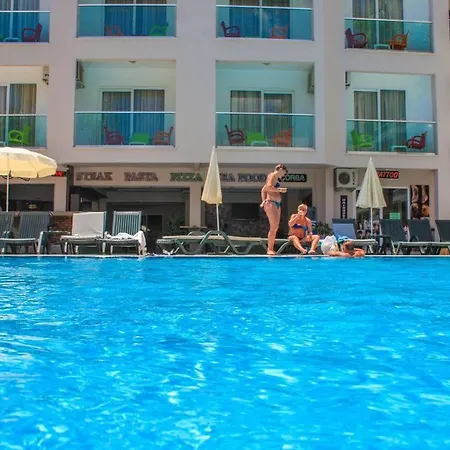 Palmea Szálloda 4*