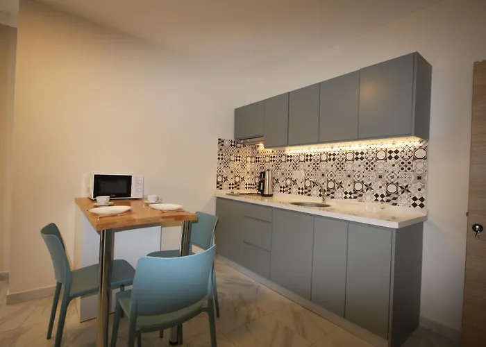 Palmea מלון מרמריס